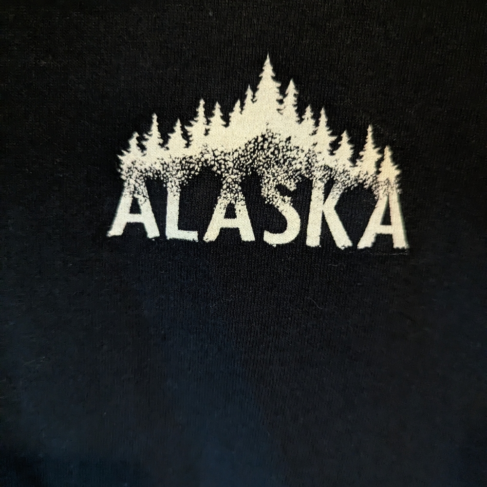 Del Sol Alaska Grizzly color changing shirt.  Size medium. - Picture 4 of 5